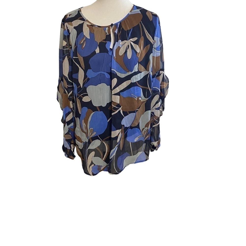 Chico’s ladies blouse, floral, 3/4” length bell sleeve, lined, blue size‎ 2 / lg
